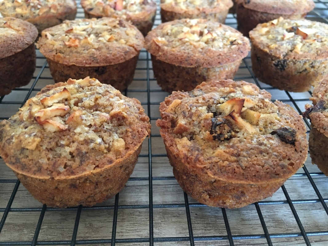 apple-apricot-mini-muffins-2-vegan-gluten-free-september-2019.jpg