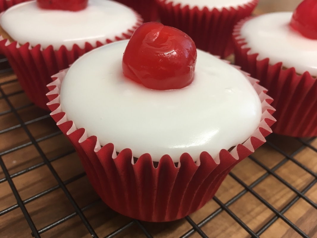 cherry-bakewell-cupcake.jpg