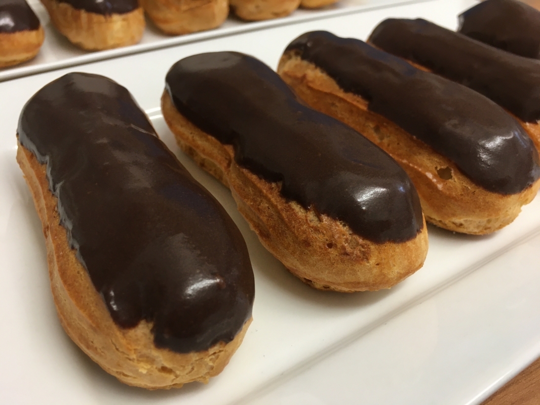 chocolate-elclairs-sept-2020-2.jpg