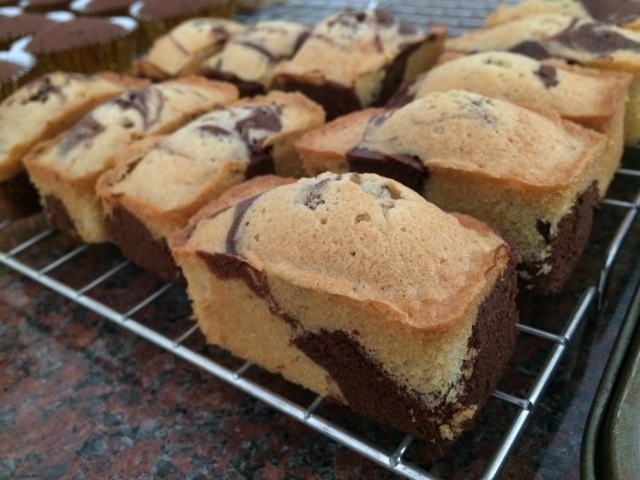 chocolate-marble-mini-loaves-cooling-down.jpg