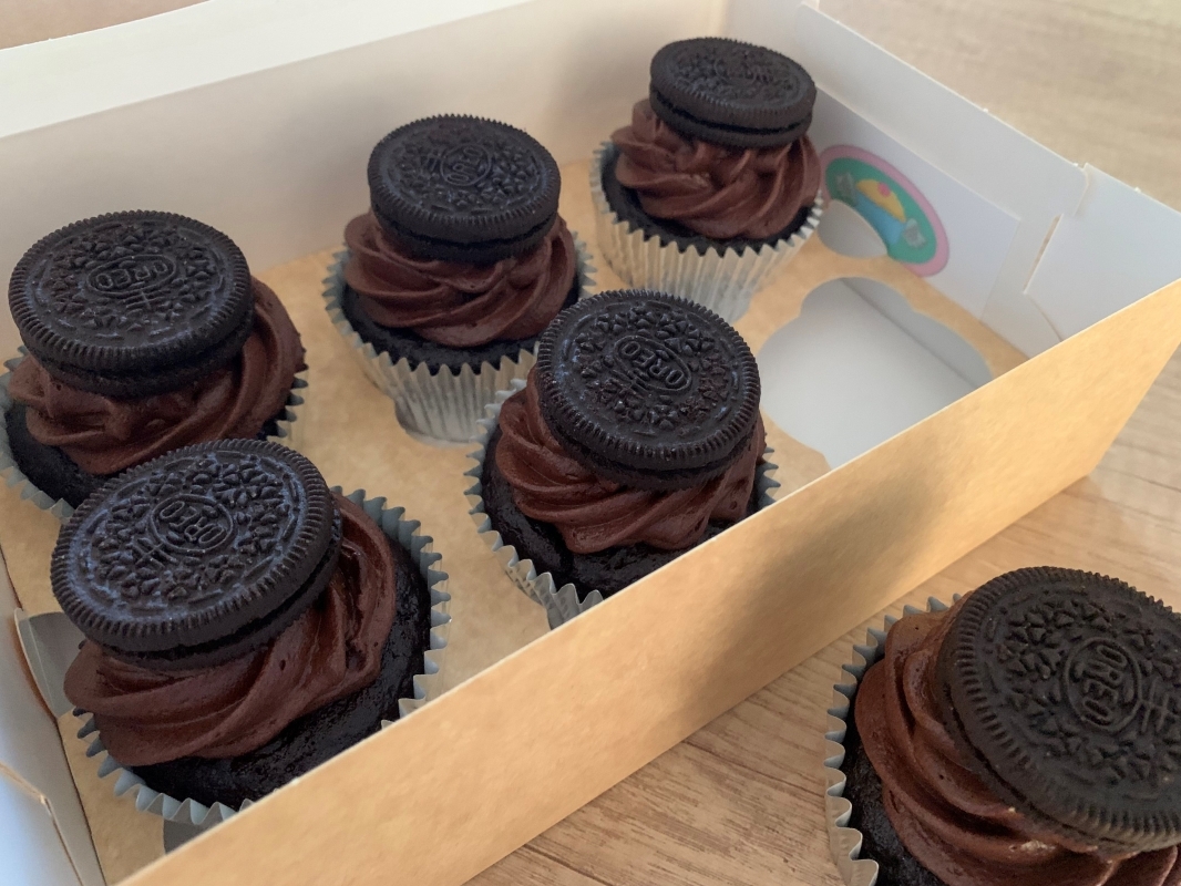 chocolate-oreo-cupcake-vegan-gluten-free-august-2022.jpg