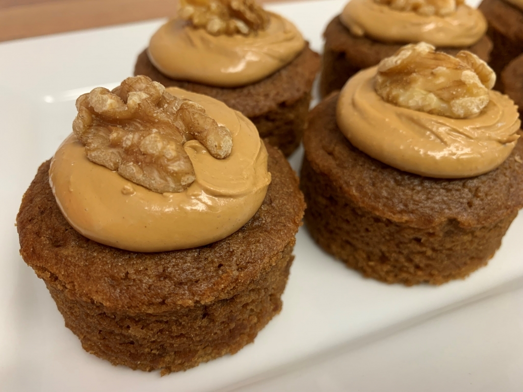 coffee-mini-sponge-cakes-with-fondant-icing-and-walnut-half-vegan-gluten-free-june-2021-4-001.jpg