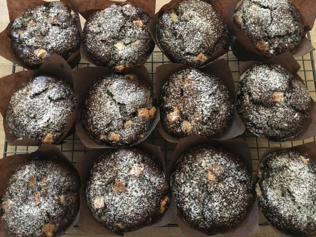 double-choc-chip-muffins-with-white-choc-chips-3-002.jpg