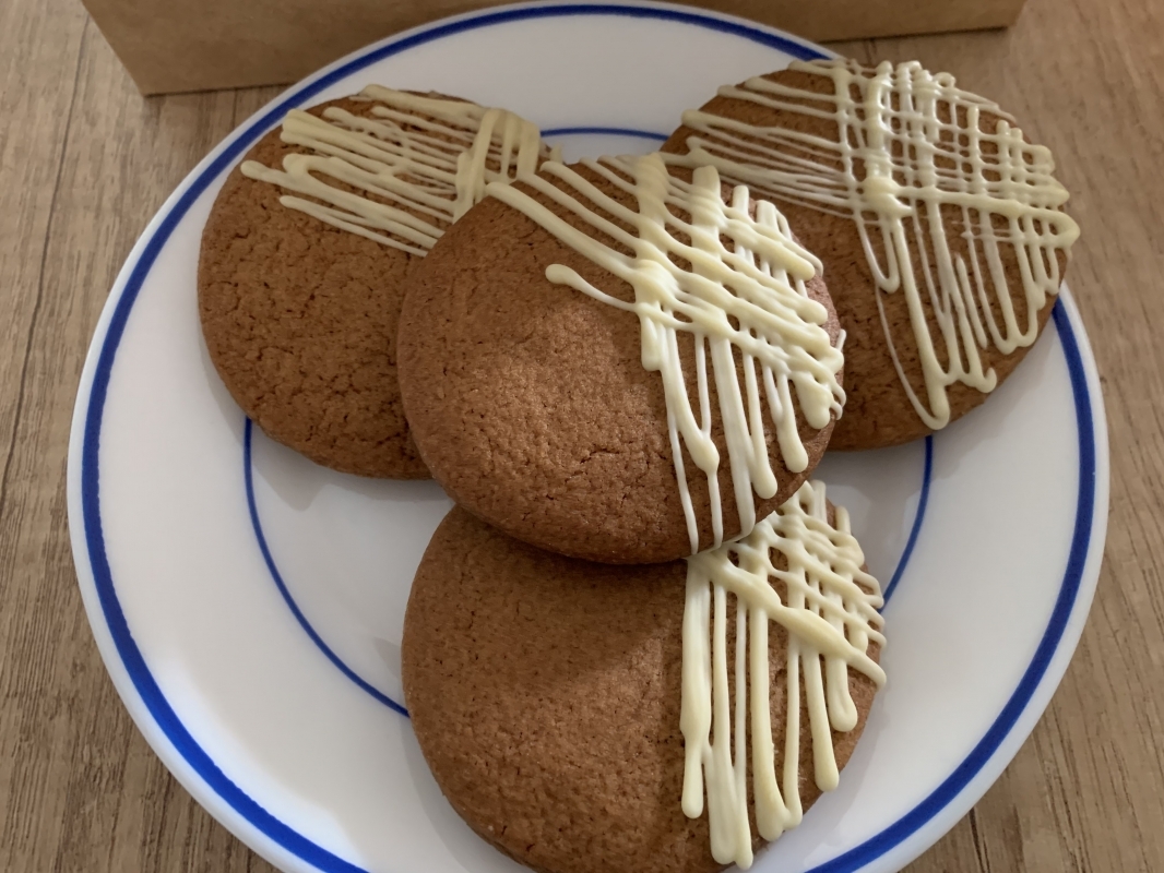 gingernut-biscuits-ready-to-be-gift-wrapped-15-november-2024-3.jpg