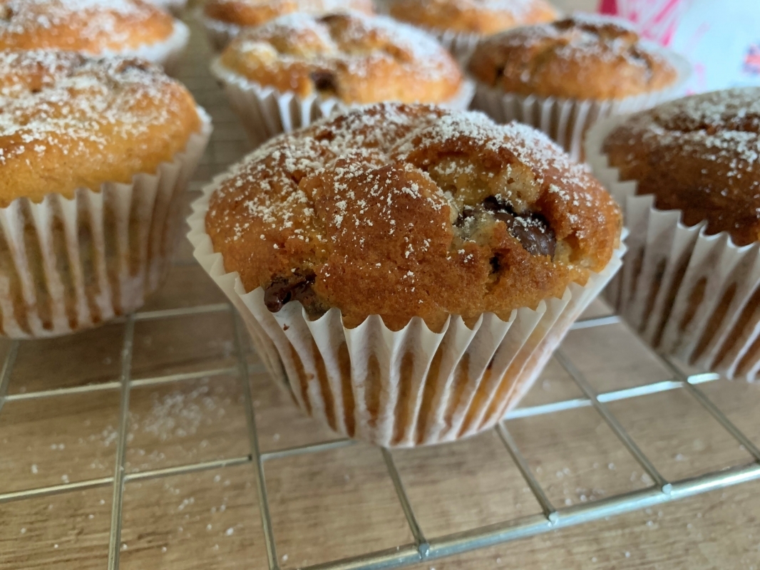 gluten-free-banana-and-choc-chip-mini-muffins-april-2023-3-001.jpg