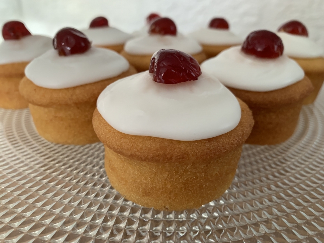 gluten-free-cherry-bakewell-mini-cakes-20-january-2025-4.jpeg
