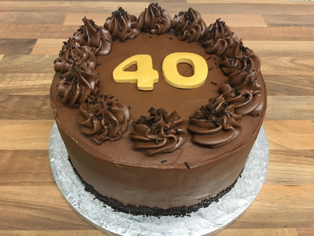 gluten-free-chocolate-fudge-cake-40th-birthday-3.jpg