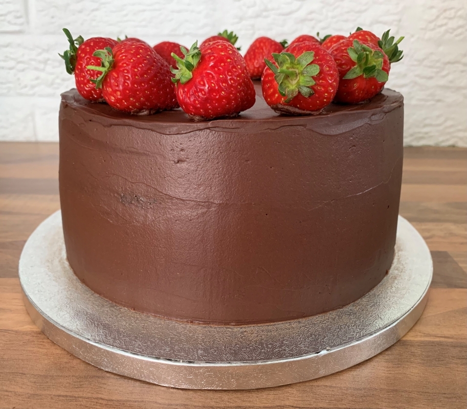 gluten-free-chocolate-fudge-cake-with-fresh-strawberries-september-2021-6-001.jpg