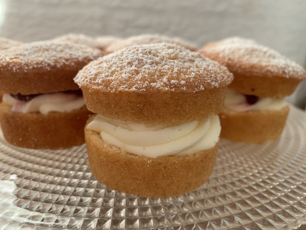 gluten-free-mini-victoria-sponge-cake-with-vanilla-buttercream-and-raspberry-conserve-january-2025-new-recipe-8.jpeg