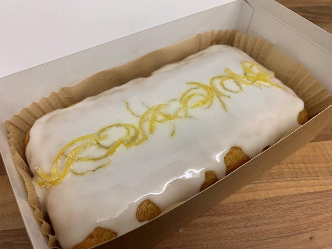 lemon-drizzle-cake-with-lemon-icing-and-candied-peel-decoration-vegan-and-gluten-free-in-gift-box-january-2022.jpg