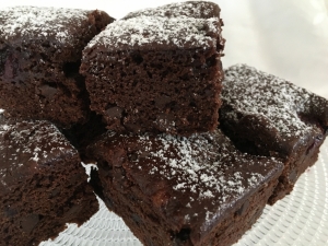 blueberry-brownies-large-vegan-gluten-free-september-2020-2-001.jpg