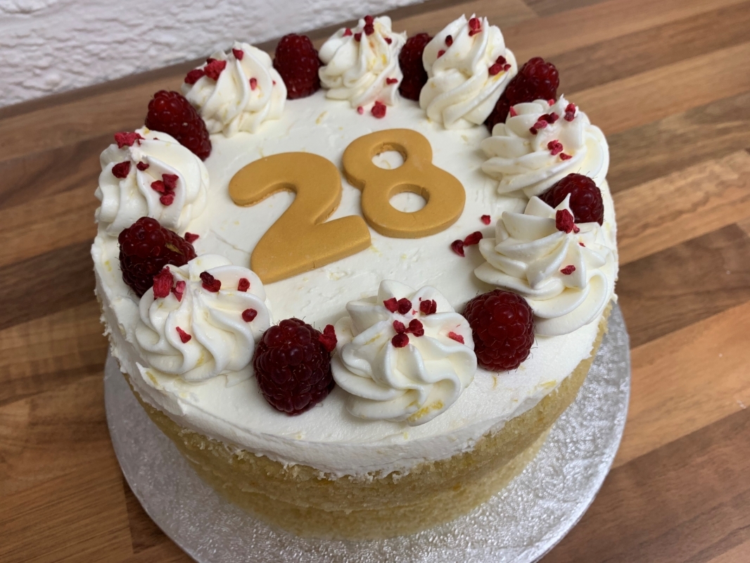 vegan-gluten-free-lemon-raspberry-celebration-cake-december-2022-4-001.jpg
