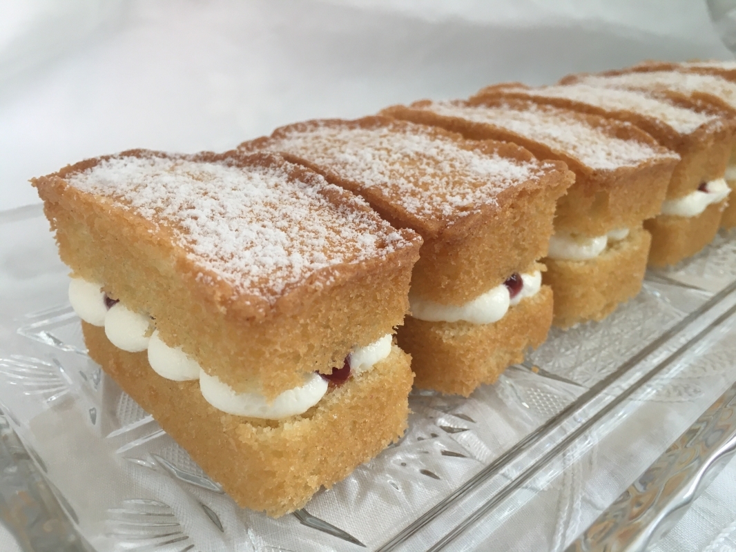 victoria-sponge-fingers.jpg